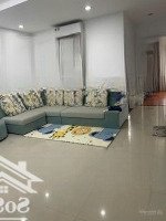 Cần Cho Thuê Căn Hộ 2Pn 2 Vệ Sinh83M2 Full Nội Thất, Căn Góc Thoáng Mát, Xách Vali Vào Ở Ngay