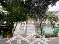 Biệt Thự Siêu Phẩm - Sử Dụng Hơn 1,00M2 - 4 Tầng - Số M5 Thất Sơn, Trung Tâm Quận 10