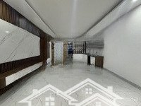Bán Nhà Mới 6 Tầng Thang Máy- Nội Thất Xịn Xò- Nhà Thoáng Gần Phố 42 M2 Chỉ 9 Tỷ- Ngọc Hà Ba Đình