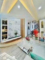 Cần Bán Nhà Mới Đường Tô Hiến Thành P15 Q10 Giá Bán 3Tỷ 450 Triệu 75M2 Cho Thuê 23 Triệu Gần Làng Nướng Nam Bộ