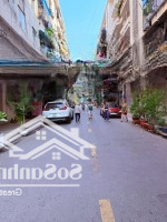 Khu Cao Tầng, Xe Hơi Vào Nhà, Nội Thất Cao Cấp