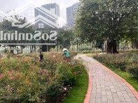 Chính Chủ Cần Bán Căn Chung Cư Cao Cấp 2 Phòng Ngủ 2 Vệ Sinhtoà H2 View Công Viên Hồ Siêu Đẹp