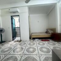 Cần bán gấp nhà ngõ 44 Trần Thái Tông 45m2, 4T, full nội thất, dân xây