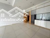 Bán Căn Hộ (2Pn 2 Vệ Sinh70M2 3.5Tỷ) Charmington Q10