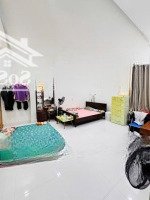 Giá Chỉ 6 Tỷ. Nhà Đẹp 3 Tầng 145M2 (Ngang 6M), Vị Trí Đắc Địa, Phù Hợp An Cư & Đầu Tư