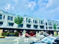 Nhà Phố Kinh Doanh Gần Ql13 Bình Dương