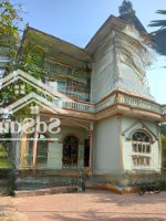 Bán Nhà Đất 411M Có 240 Thổ Cư, Sẵn Nhà 3 Tầng - Sân Vườn - Gần Ngay Đường Ql6 Giá Bán 5,5 Tỷ