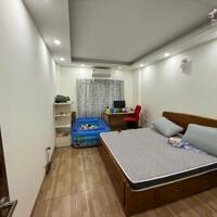 Chủ chuyển nhà lên phố nên nhờ em bán căn nhà 5 tầng tại Kim Hoàng, 30m2, đầy đủ nội thất