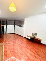 Nhà Phố Lạc Long Quân - Dân Xây - 2 Thoáng - 44M2 - Ngõ Ô Tô