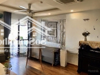 (Hiếm) Chính Chủ Bán Căn 2 Phòng Ngủ- 2 Vệ Sinh99M2, Ban Công Đông Nam, 2 Ngủ Sáng. Giá Bán 9 Tỷ Royal City