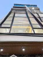 Bán Nhà Phố Nguyễn Văn Cừ. 7 Tầng Thang Máy Gara 2 Ô Tô. Diện Tích: 65M2, Giá Chỉ 16.X Tỷ.