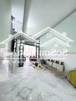 Ngộp Bank Bán Nhà Sát Mặt Tiền Đông Hưng Thuận 5 Hẻm Xe Hơi Thong Giá Bán 3,390 Tỷ