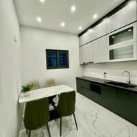 BÁN NHÀ PHỐ GIÁP NHỊ - HOÀNG MAI, SÁT ĐƯỜNG Ô TÔ, GẦN KĐT AO SÀO, NHÀ MỚI 5 TẦNG, HƠN 5 TỶ.