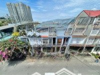 Đầu Tư Cực Tốt Bán Nhà Mặt Tiền Kcn Sóng Thần Dĩ An, 9 Phòng, Thu Nhập 18-20 Triệu