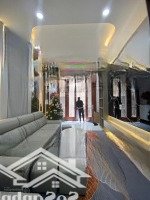Nhà Lô Góc 2 Mặt Thoáng, Vài Bước Ô Tô, Phố Nguyễn Chính, Hoàng Mai,Diện Tích35M, 5 Tầng Mới 7.5 Tỷ.