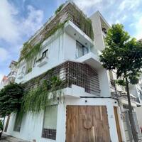 Chính chủ bán nhà phố "Home Resort" nội thất cao cấp, vị trí đắc địa trung tâm TP.Thủ Đức