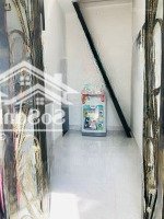 Nhà Nhỏ, Giá Hạt Dẻ, Hẻm Xe Hơi, Gần Mặt Tiền Đường