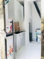 Nhà Nhỏ, Giá Hạt Dẻ, Hẻm Xe Hơi, Gần Mặt Tiền Đường