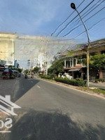 Bán Căn Hộ Dịch Vụ -Mặt Tiềnđường Nguyễn Cửu Đàm (4X31M),3 Lầu,Sân Thượng, 15 Phòng .Q Tân Phú