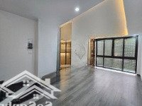 Trung Tâm Ba Đình, Nhà Mới Thang Máy, Rất Gần Phố Hoàng Hoa Thám 39M2 * 6T * 3,6Mmặt Tiền* 8,3 Tỷ