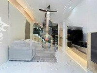 Nhà Đang Cho Thuê 10 Triệu/Thángdiện Tích49.4M2 Hoàng Hoa Thám P5 Q. Phú Nhuận Giá Bán 2Tỷ 350 Triệu. Sổ Hồng Riêng