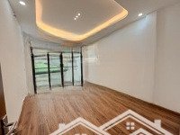 Nhà Ngọc Lâm - Lô Góc- 6 Tầng Thang Máy- Full Nội Thất- Ô Tô Vào Nhà
