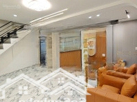 Hóthót (Nhanh Tay) Nhà Đẹp (5,5X8) 38M2 2 Tầng, Lung Linh 3 Phòng Ngủsân Để Xe 4M Cực Hời
Nhỉnh 4 Tỷ Tl