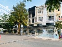 Giá Hót - Sở Hữu Ngay Shophouse 5X20M 1 Trệt 1 Lửng 3 Lầu Cần Bán Giá Bán 17 Tỷ Tại Lakeview City