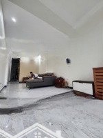 Nhà Riêng Lạc Long Quân - 80M - Ngõ Ô Tô - 6 Ngủ - Thang Máy -Công Viên Nước - Giá Bán 19.5 Tỷ