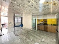Cho Thuê Căn Hộ Mặt Tiền Thạch Lam Ban Công/ Cửa Sổ Thoáng Mát