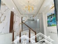 Bán Nhà Mới Xây Gần Chợ Bà Điểm Đúc Kiên Cố 1 Lầu