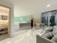 Ch 1 Phòng Ngủ (50M2) Ban Công-Máy Giặt Riêng , Thang Máy Ngay Lê Văn Sỹ Quận 3