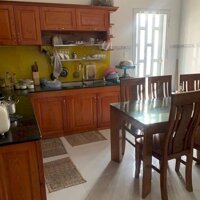 Bán nhà 1 trệt 1 lầu 150m2 2 mặt tiền Nguyễn Thái Học Biên Hòa Đồng Nai có 4,5 tỷ