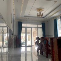 Bán nhà 1 trệt 1 lầu 150m2 2 mặt tiền Nguyễn Thái Học Biên Hòa Đồng Nai có 4,5 tỷ