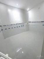 Bán Nhà Hẻm Xe Hơi Thông Thoáng
