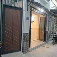 Nhà rất đẹp 1 trệt 1 lầu đúc có sân hông cửa sau cổng phụ tan thới hiệp