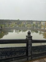 Siêu Đẹp Nở Hậu Ô Tô Ngủ Trong Đất Gần Đường Nguyễn Viết Thứ , Vành Đai 4 .