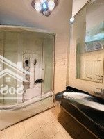 Bán Nhà Đẹp Phân Lô Ba Đình - Giá Bán 16,8 Tỷ - 45M2 - Ô Tô Tránh - Gara Oto Vào Nhà - Kinh Doanh Tốt