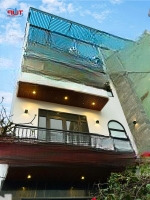 Siêu Phẩm 70M2 Độc Lập Sân Cổng Tại Hồ Sen. Cách Mặt Đường 40M