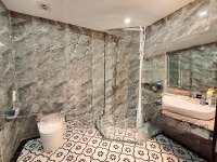 Nhà Đẹp Tây Hồ ! 5 Tầng - 41M2 - Thang Máy Xịn - Full Thổ Cư - Ở Ngay - Chỉ Hơn 6 Tỷ