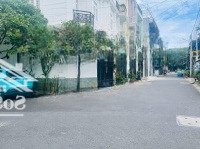 Lô Đấthẽm Xe Hơiquay Đầu - Linh Trung Sát Hoàng Diệu 2Diện Tích60M2 Ngang 4.2 Vuông A4 Kdc Phân Lô Cao Cấp