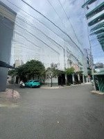 Lô Đấthẽm Xe Hơiquay Đầu - Linh Trung Sát Hoàng Diệu 2Diện Tích60M2 Ngang 4.2 Vuông A4 Kdc Phân Lô Cao Cấp