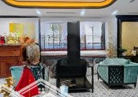 Toà Nhà Văn Phòng Lô Góc 3 Mặt Tiền 200M2, 8 Tầng Giá Hơn 145 Tỷ