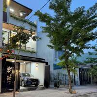 Bán nhà Diệp Minh Châu - 100m2 - 3 Phòng Ngủ