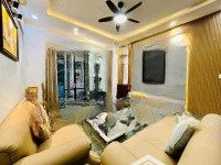 Bán Nhà Mặt Tiền Dương Trí Trạch, Full Nội Thất, Giá Đàm Phán Tốt
