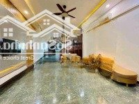 Bán Nhà Mặt Tiền Dương Trí Trạch, Full Nội Thất, Giá Đàm Phán Tốt