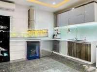 Bán Nhà Mặt Tiền Dương Trí Trạch, Full Nội Thất, Giá Đàm Phán Tốt