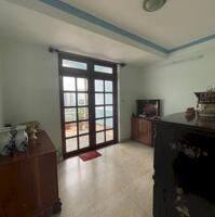 14 TỶ HƠN - NHÀ PHƯỜNG 2 TÂN BÌNH, KHU SÂN BAY - HẺM 8M SÁT MẶT TIỀN - 65M2x5 6PN VUÔNG A4