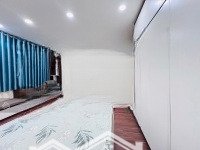 Bán Shophouse 3 Tầng Tại Oasis, Bến Cát, Sổ Riêng, Hoàn Thiện Full Nội Thất, Ở Và Kinh Doanh Được