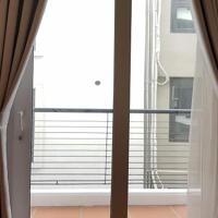 Cho thuê căn hộ dịch vụ tại Tô Ngọc Vân, Tây Hồ, 120m2, 2PN, đầy đủ nội thất hiện đại, ban công, sáng thoáng